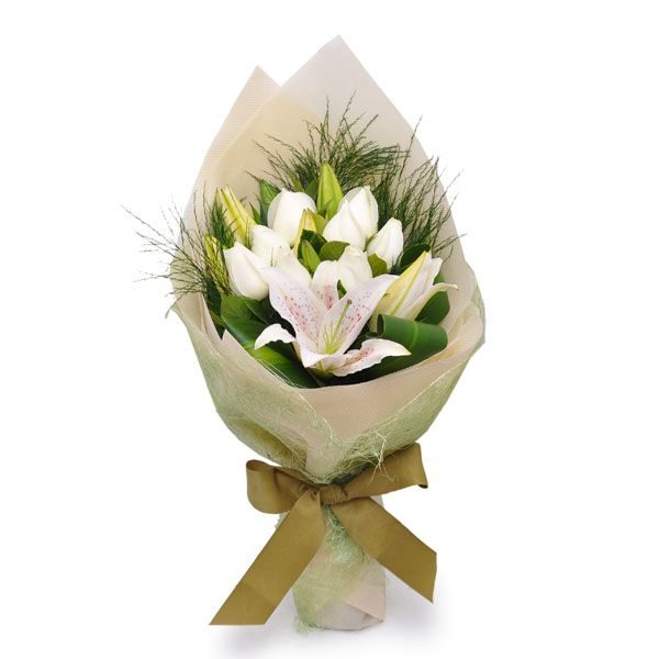 purest love 12 white roses 6 white lilies by farm florist singapore